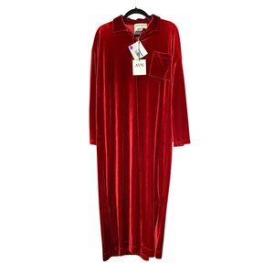 AVN Red‎ Velvet Dress Made in Italy New With Tags (NWT) – Elegant and Timeless